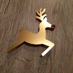 Reindeer brooch